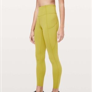 Lululemon Fast and Free Tight II 25" *Nulux
Golden Lime
